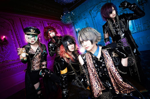 38位：Royz