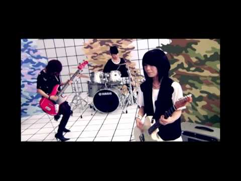 チャットモンチー 『「ヒラヒラヒラク秘密ノ扉」Music Video』 - YouTube