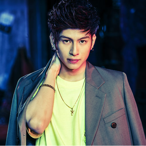 迫力あるダンスが持ち味