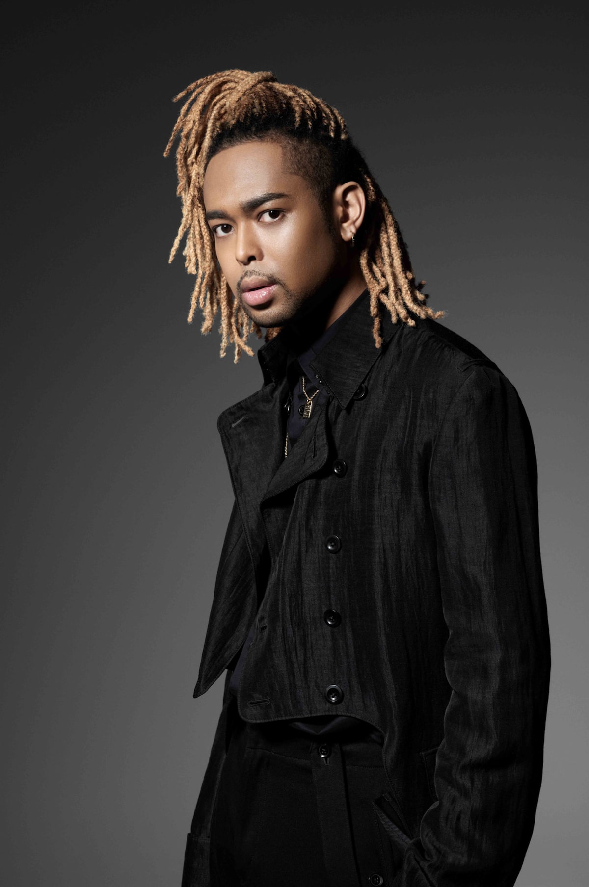 NESMITHのプロフィール