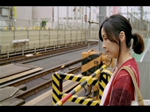 エレファントカシマシ「彼女は買い物の帰り道」 - YouTube