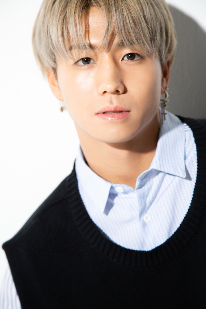 プロフィール