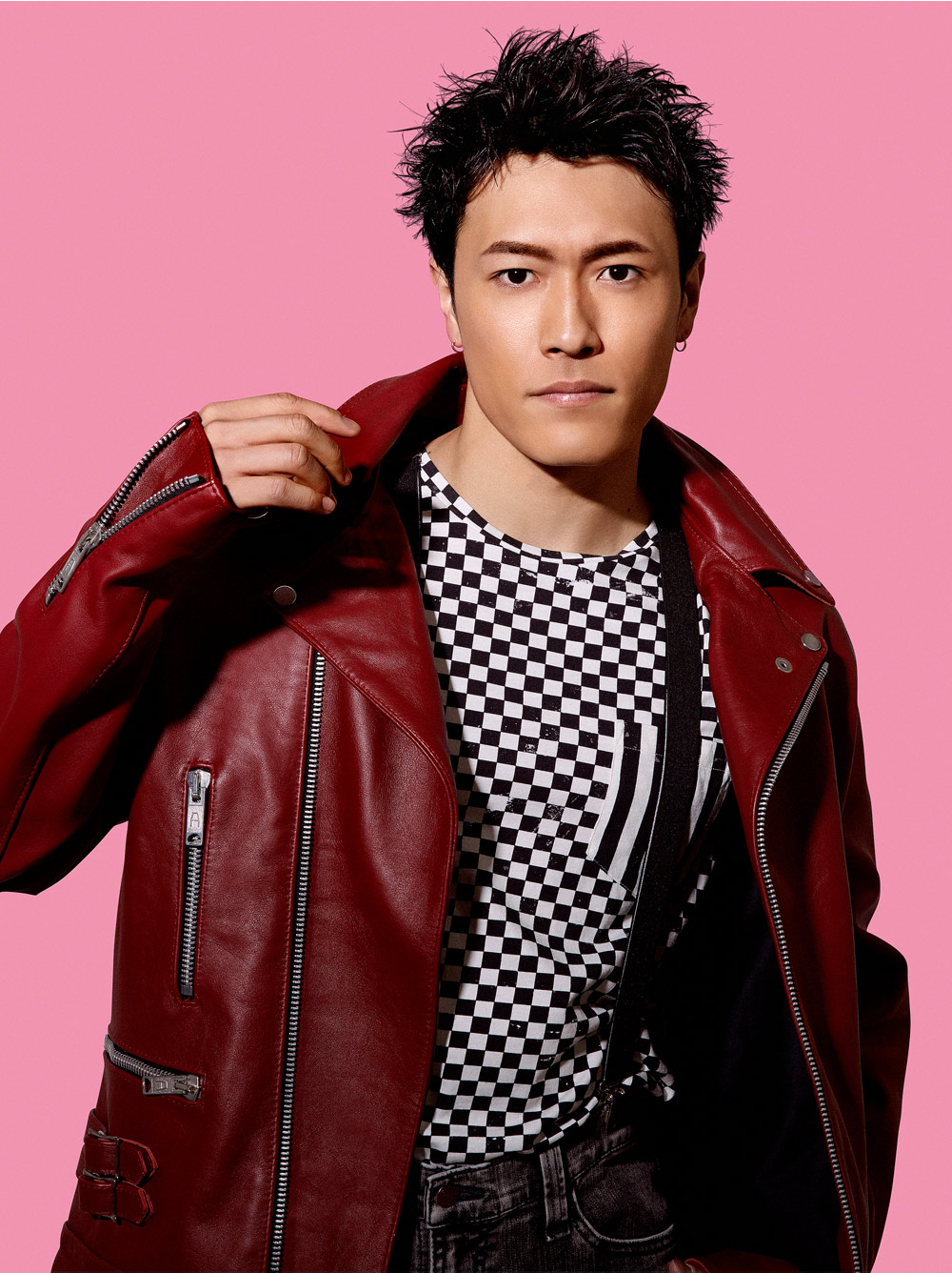 プロフィール