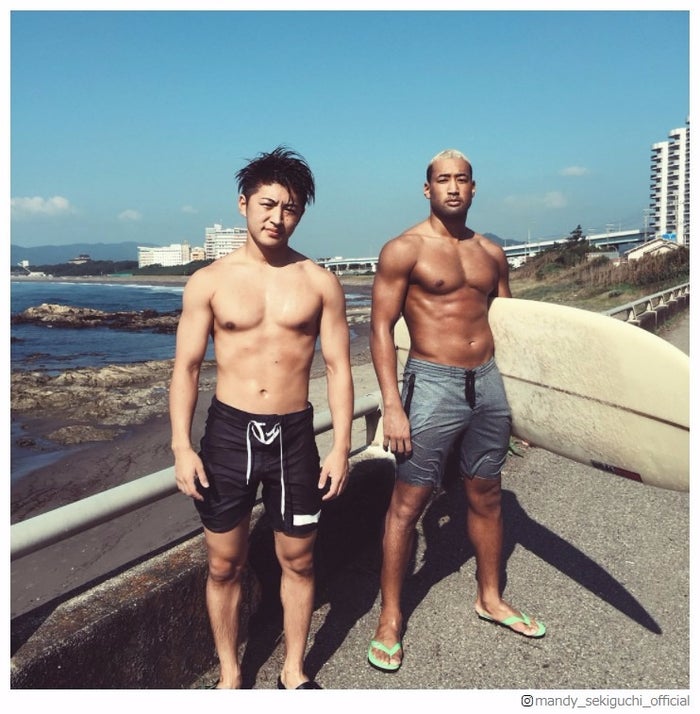 関口メンディーの筋肉画像