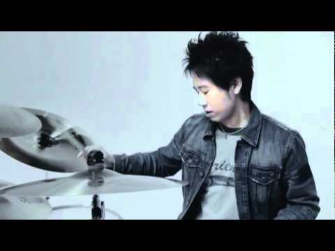 ASIAN KUNG-FU GENERATION　『転がる岩、君に朝が降る』 - YouTube