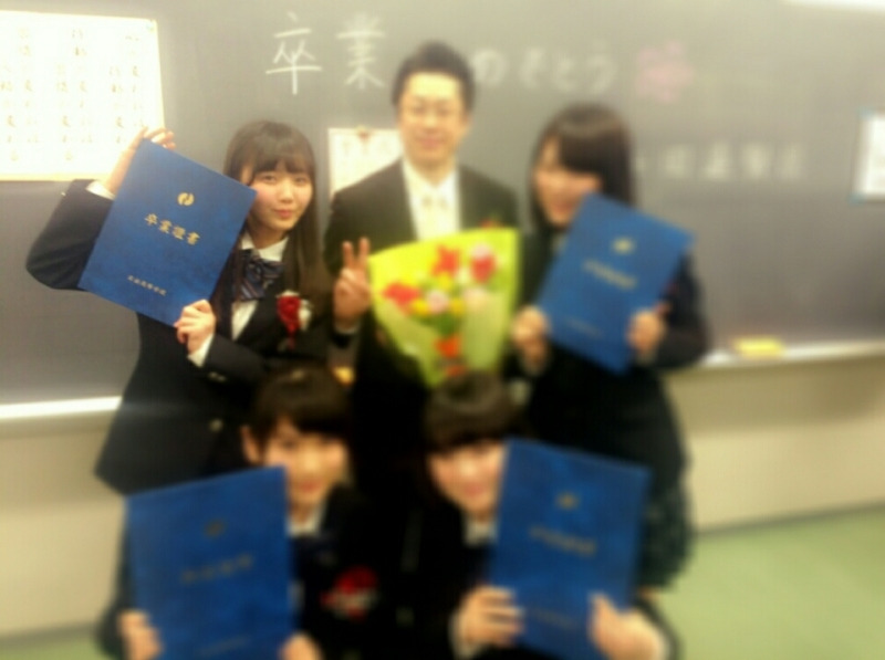 山邊未夢さんのブログにアップされた卒業式の時の写真