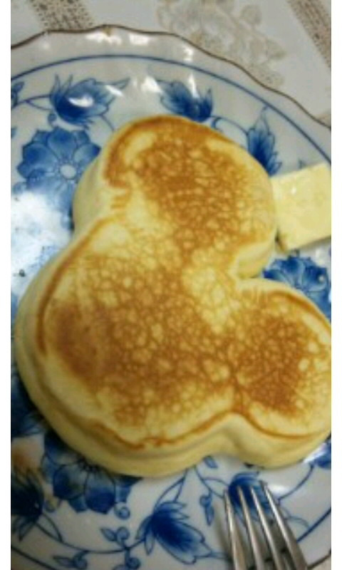 次女のためにホットケーキ