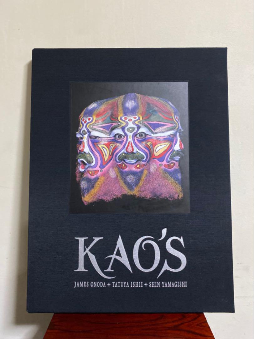 ジェームス小野田さんのメイクに焦点を当てた写真集「KAO's」