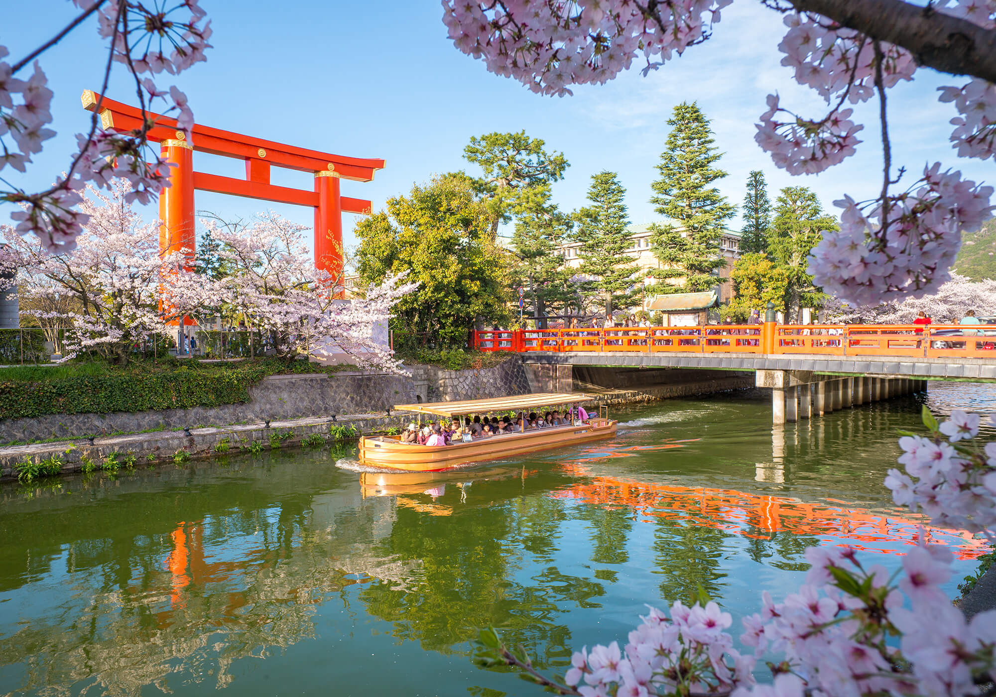 平安神宮で挙式