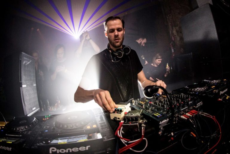 45位： Adam Beyer