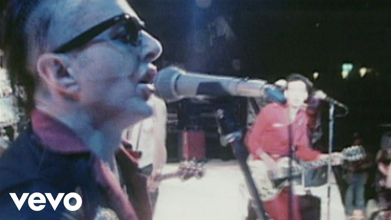 The Clash - Should I Stay or Should I Go (Live at Shea Stadium) - YouTube