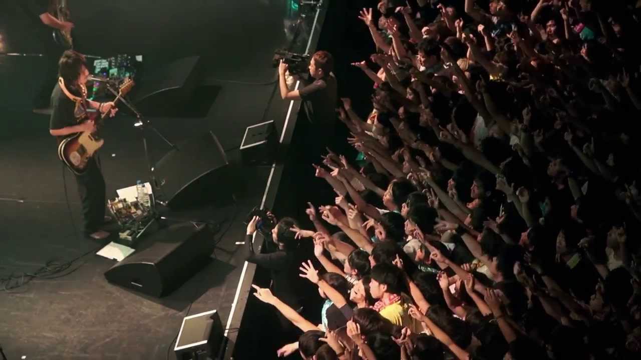 アルカラ - おうさまと機関車 Live at Zepp DiverCity（TOKYO） in 2013 - YouTube