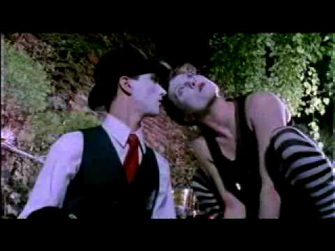The Dresden Dolls 'Girl Anachronism' music video - YouTube
