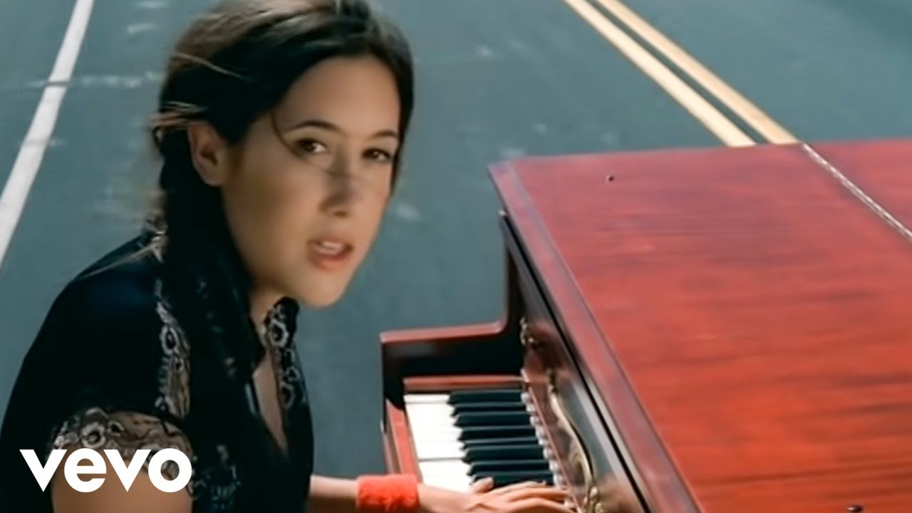 Vanessa Carlton - A Thousand Miles (Official Video) - YouTube