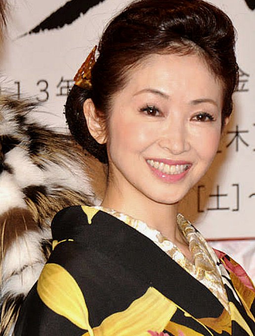 荻野目慶子との不倫が原因で離婚した