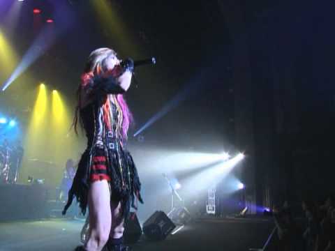 SHOW-YA - BATTLE EXPRESS (DVD「大復活祭」より) - YouTube