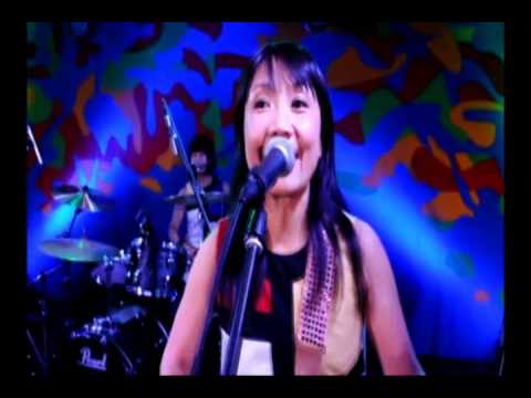 Shonen Knife - Sweet Christmas PV - YouTube