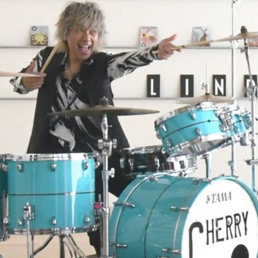 Drummer-CHERRY - YouTube