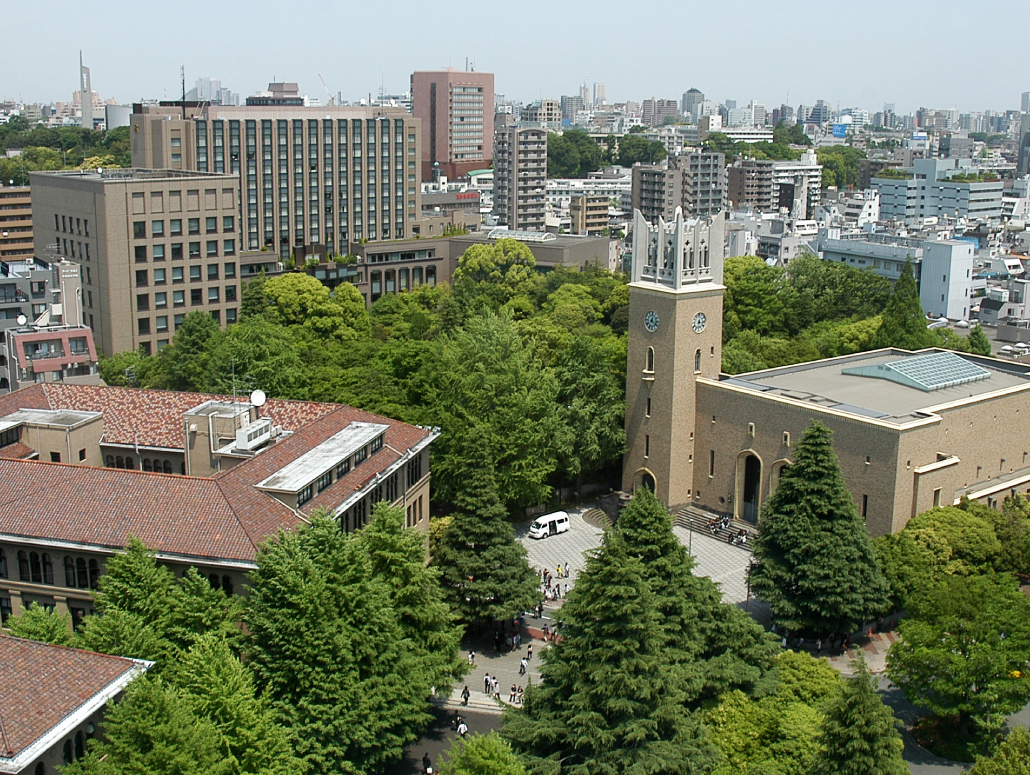 大学は”早稲田大学”