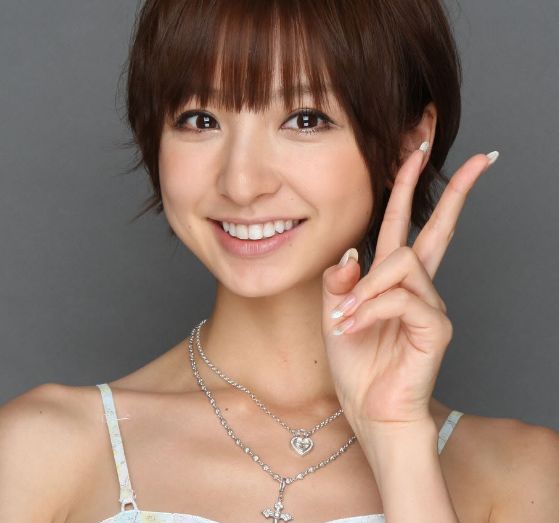 田原可南子の似てる有名人②～篠田麻里子