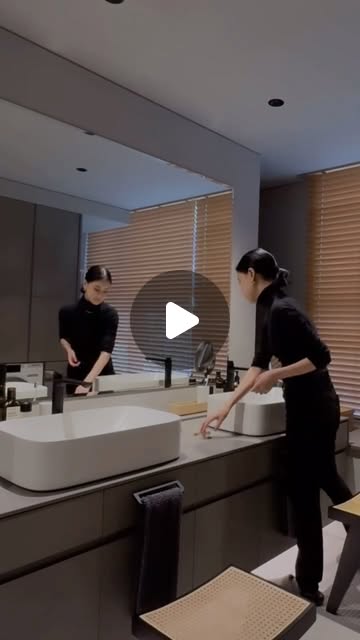 Karen Fujii 藤井夏恋 | Instagram