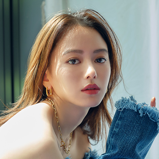 山本舞香